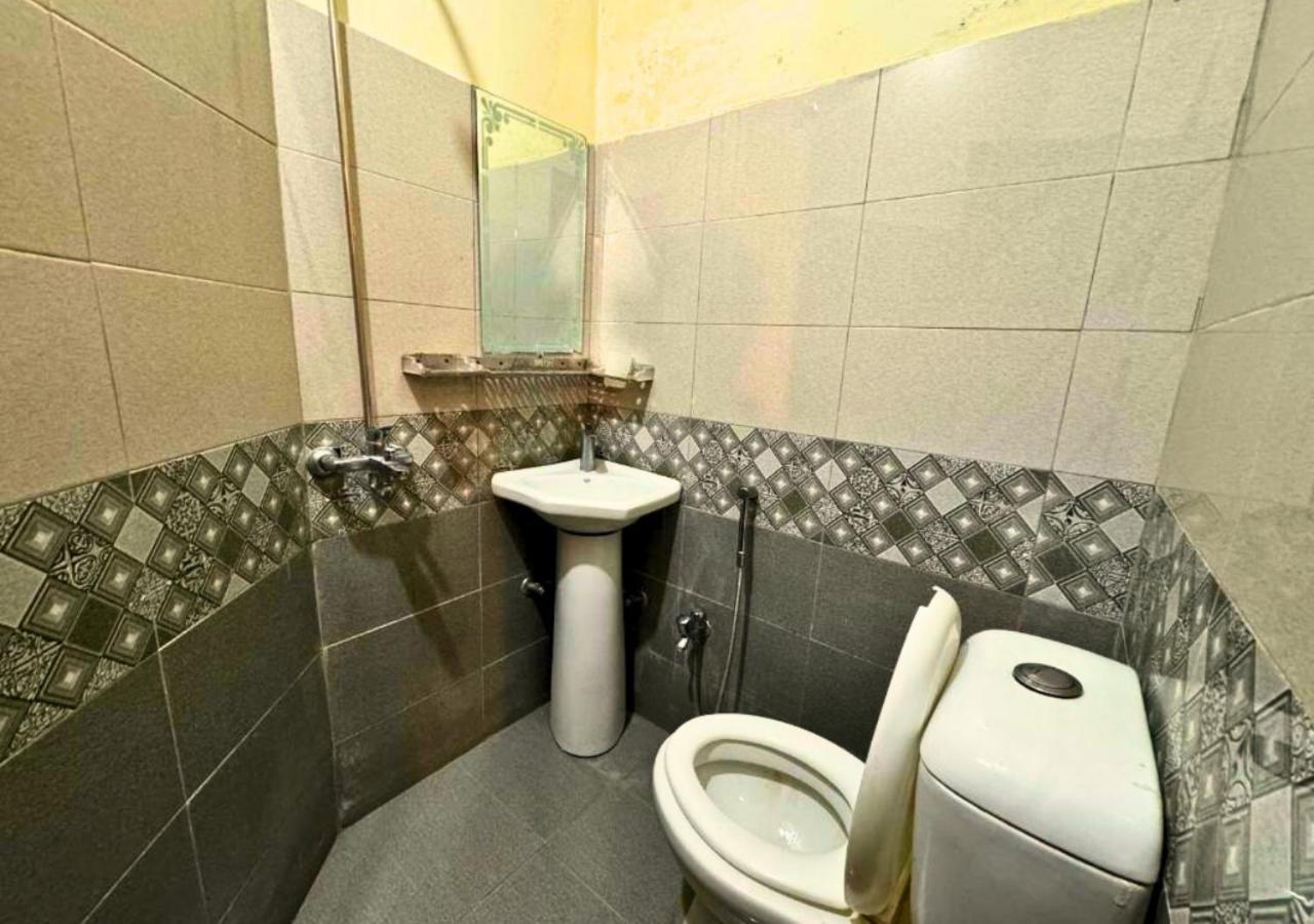 Doves Inn Hotel Kalma Chowk Лахор Екстер'єр фото