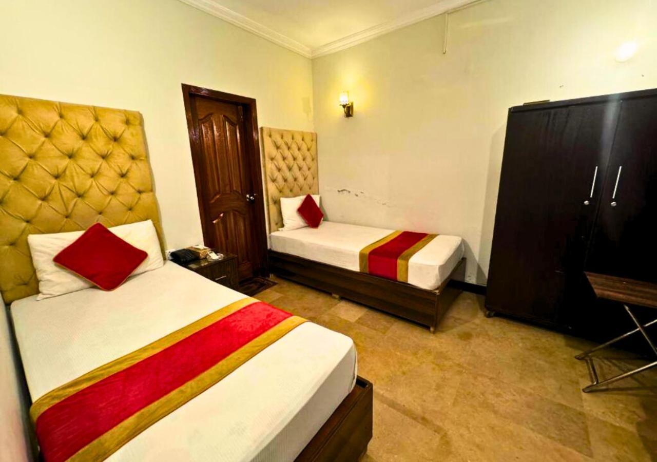 Doves Inn Hotel Kalma Chowk Лахор Екстер'єр фото
