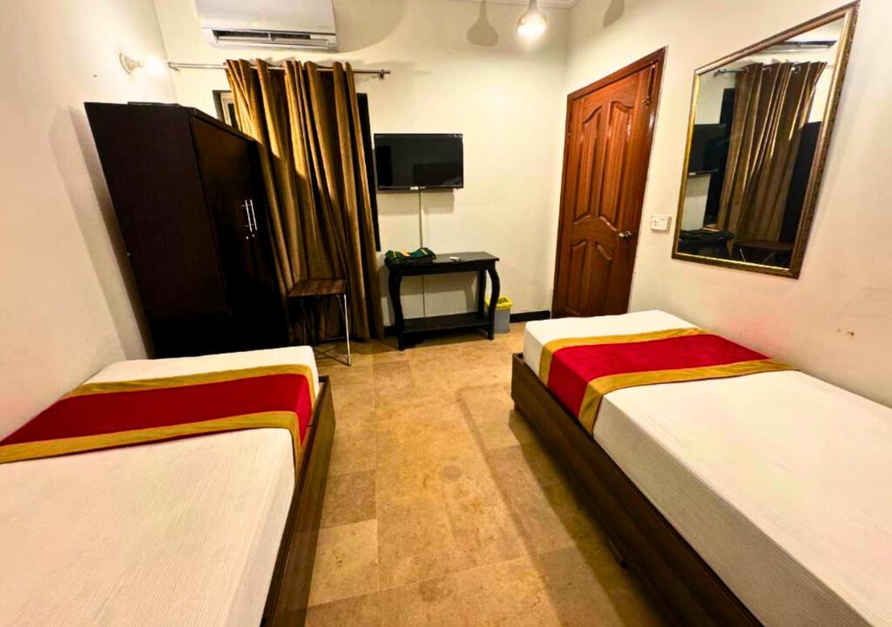 Doves Inn Hotel Kalma Chowk Лахор Екстер'єр фото